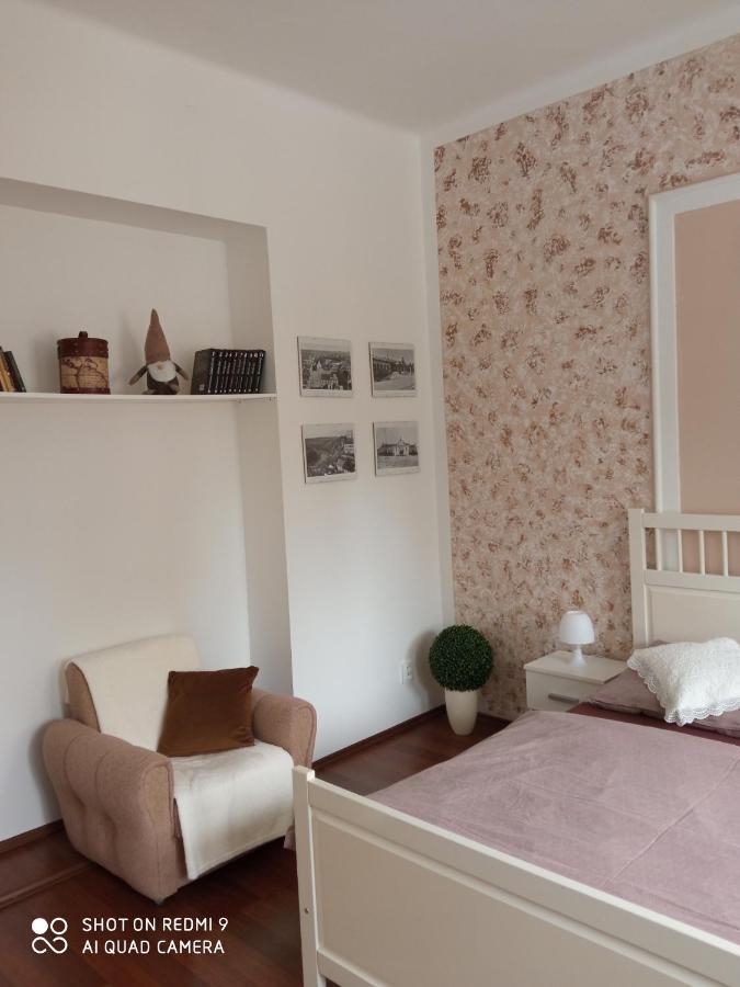 Ubytovani Na Spravnem Miste Znojmo Bagian luar foto