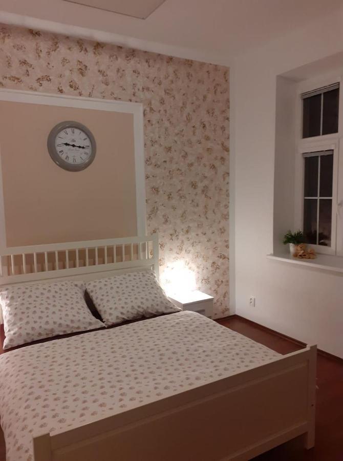 Ubytovani Na Spravnem Miste Znojmo Bagian luar foto